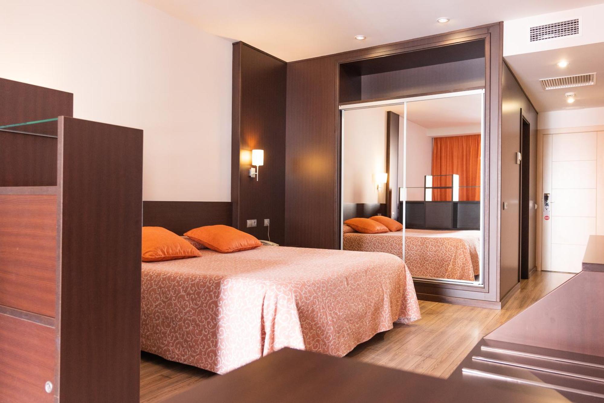 Hotel Loar פרריאס מראה חיצוני תמונה